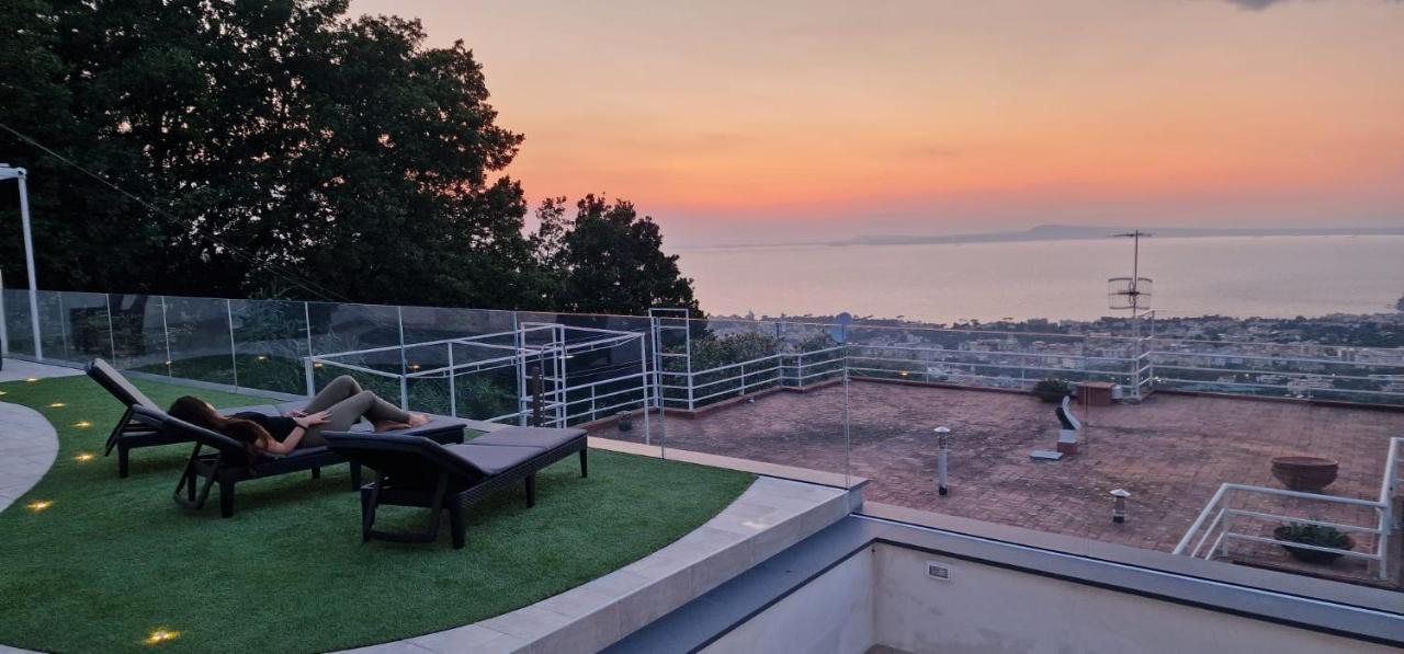 En Suite Bedroom Blue Moon Piano di Sorrento Zewnętrze zdjęcie