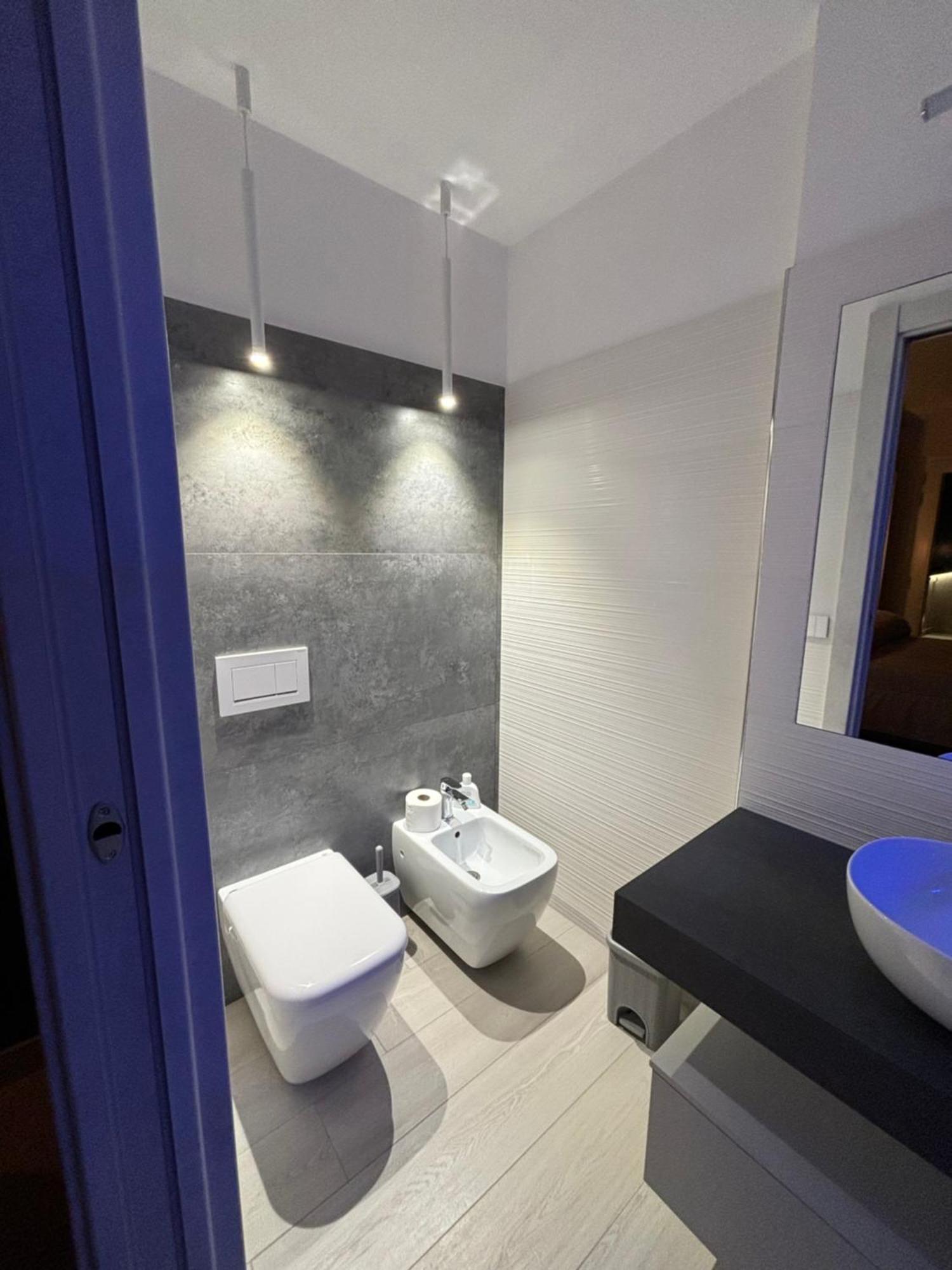 En Suite Bedroom Blue Moon Piano di Sorrento Zewnętrze zdjęcie